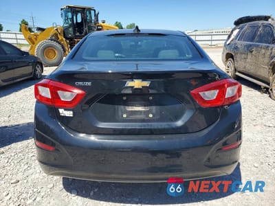 Zdjęcie 6 z 12 samochodu: 2017 CHEVROLET CRUZE LS VIN:1G1BC5SM6H7252246 - miniatura