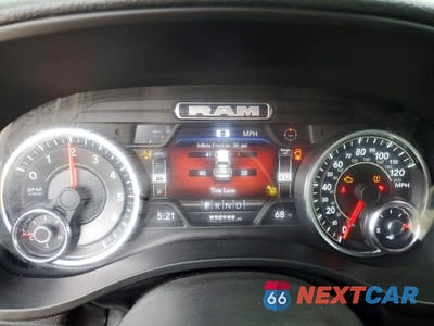 Zdjęcie 9 z 13 samochodu: 2022 RAM 1500 LARAMIE VIN:1C6SRFJT5NN385017 - miniatura