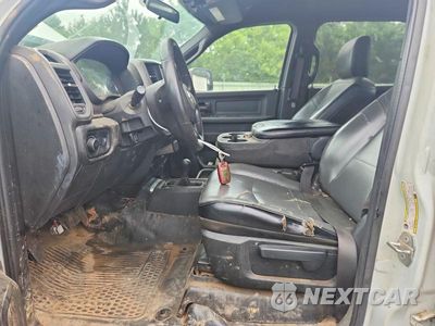 Zdjęcie 13 z 26 samochodu: 2022 RAM 3500 TRADESMAN VIN:3C63R3GL2NG334383 - miniatura