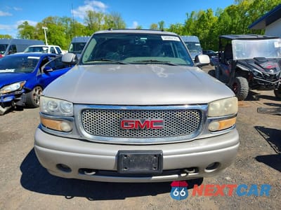 Piąte zdjęcie samochodu w środku: 2005 GMC YUKON XL DENALI VIN:1GKFK66U55J266752 - miniatura
