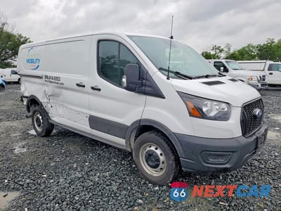 Czwarte zdjęcie samochodu z boku: 2024 FORD TRANSIT T-250 VIN:1FTBR1Y85RKB17640 - miniatura