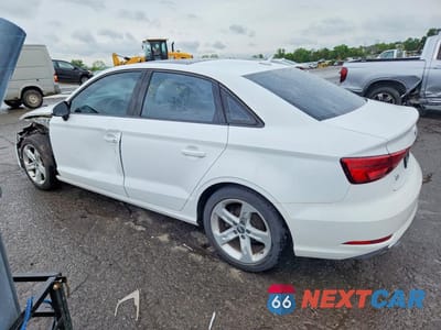 Drugie zdjęcie samochodu z przodu: 2018 AUDI A3 PREMIUM VIN:WAUAUGFF8J1045760 - miniatura