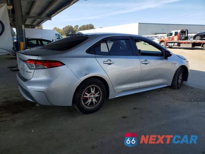 Trzecie zdjęcie samochodu z tyłu: 2020 TOYOTA COROLLA LE VIN:JTDEBRBE8LJ023568 - miniatura