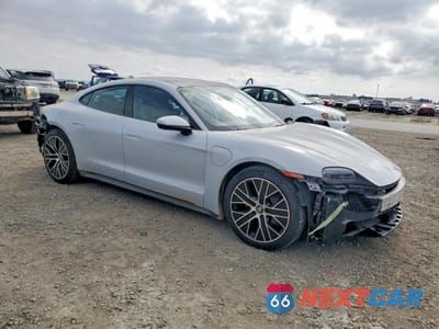 Czwarte zdjęcie samochodu z boku: 2022 PORSCHE TAYCAN VIN:WP0AA2Y14NSA13214 - miniatura