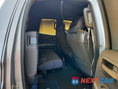 Zdjęcie 10 z 12 samochodu: 2014 TOYOTA TUNDRA SR5 VIN:5TFRM5F13EX070082 - miniatura