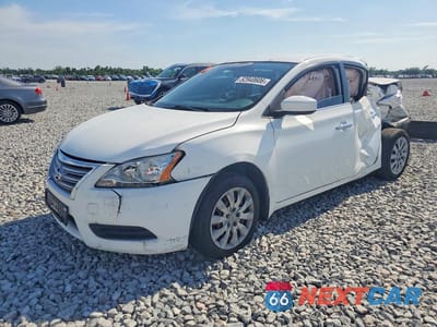 2015 NISSAN SENTRA S 3N1AB7AP9FY285057 - główne zdjęcie licytacji z USA - miniatura