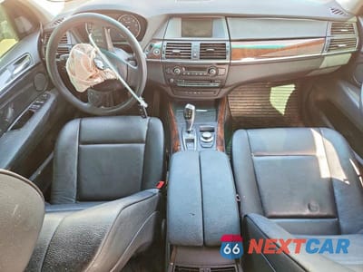 Zdjęcie 8 z 13 samochodu: 2007 BMW X5 3.0I VIN:5UXFE43547L015330 - miniatura