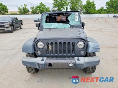 Piąte zdjęcie samochodu w środku: 2017 JEEP WRANGLER UNLIMITED SPORT VIN:1C4BJWDG2HL664973 - miniatura