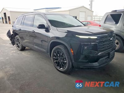 Czwarte zdjęcie samochodu z boku: 2024 CHEVROLET TRAVERSE LT VIN:1GNERGKS8RJ210556 - miniatura