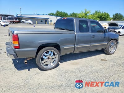 Trzecie zdjęcie samochodu z tyłu: 2000 CHEVROLET SILVERADO C1500 VIN:2GCEC19T4Y1359075 - miniatura
