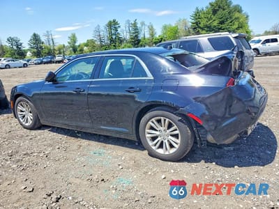 Drugie zdjęcie samochodu z przodu: 2017 CHRYSLER 300 LIMITED VIN:2C3CCAAG5HH552417 - miniatura