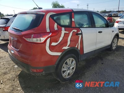 Trzecie zdjęcie samochodu z tyłu: 2015 FORD ESCAPE VIN:1FMCU0F71FUA45452 - miniatura