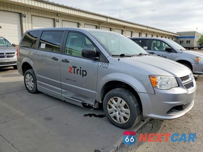 Czwarte zdjęcie samochodu z boku: 2019 DODGE GRAND CARAVAN SE VIN:2C7WDGBG6KR792037 - miniatura