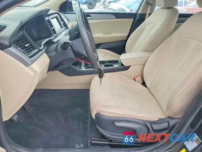Zdjęcie 7 z 12 samochodu: 2018 HYUNDAI SONATA SE VIN:5NPE24AF5JH626450 - miniatura