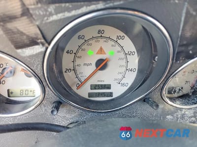 Zdjęcie 9 z 12 samochodu: 2002 MERCEDES-BENZ SLK 230 KOMPRESSOR VIN:WDBKK49F52F245649 - miniatura