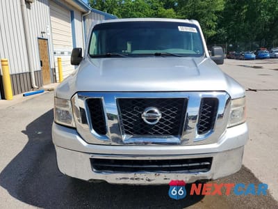 Piąte zdjęcie samochodu w środku: 2013 NISSAN NV 3500 HD S VIN:5BZAF0AA3DN202284 - miniatura