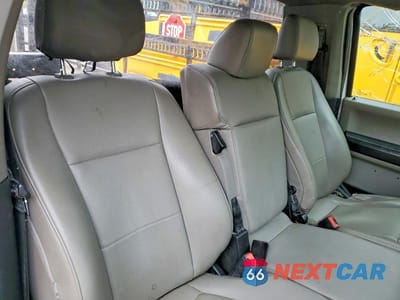 Zdjęcie 6 z 10 samochodu: 2020 FORD F550 SUPER DUTY VIN:1FDUF5HT6LDA08978 - miniatura
