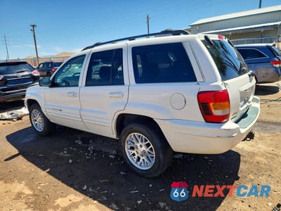 Drugie zdjęcie samochodu z przodu: 2003 JEEP GRAND CHEROKEE LIMITED VIN:1J8GW58N53C524671 - miniatura