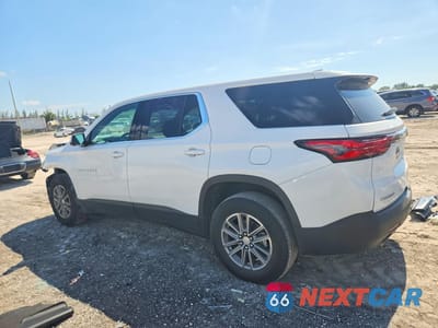 Drugie zdjęcie samochodu z przodu: 2023 CHEVROLET TRAVERSE LS VIN:1GNERFKW8PJ314250 - miniatura