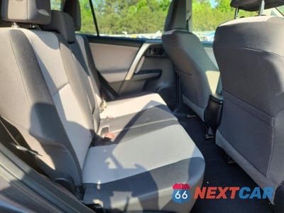Zdjęcie 11 z 13 samochodu: 2014 TOYOTA RAV4 LE VIN:JTMZFREV7EJ000626 - miniatura