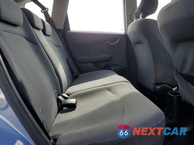 Zdjęcie 11 z 13 samochodu: 2009 HONDA FIT VIN:JHMGE882X9S060565 - miniatura