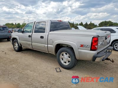 Drugie zdjęcie samochodu z przodu: 2005 CHEVROLET SILVERADO K1500 VIN:2GCEK13T651160245 - miniatura