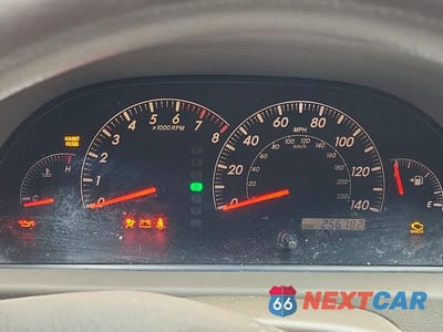 Zdjęcie 9 z 12 samochodu: 2005 TOYOTA CAMRY LE VIN:4T1BE30K45U398936 - miniatura