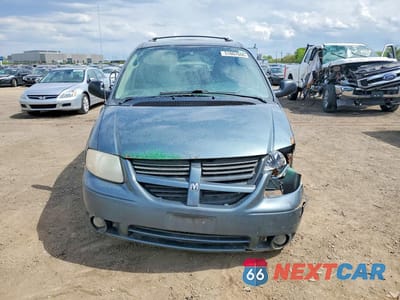 Piąte zdjęcie samochodu w środku: 2006 DODGE GRAND CARAVAN SXT VIN:2D4GP44L26R918775 - miniatura