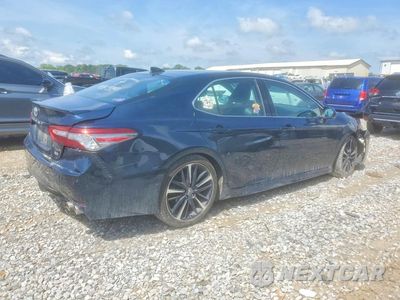 Trzecie zdjęcie samochodu z tyłu: 2019 TOYOTA CAMRY XSE VIN:4T1B61HK0KU837485 - miniatura