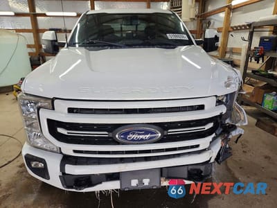 Piąte zdjęcie samochodu w środku: 2022 FORD F250 SUPER DUTY VIN:1FT8W2BT2NEF83167 - miniatura