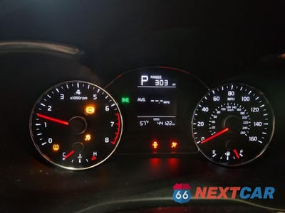 Zdjęcie 9 z 12 samochodu: 2017 KIA FORTE LX VIN:3KPFK4A73HE089900 - miniatura