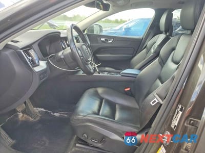 Zdjęcie 7 z 14 samochodu: 2018 VOLVO XC60 T6 MOMENTUM VIN:YV4A22RK3J1027216 - miniatura