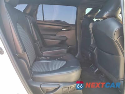 Zdjęcie 11 z 13 samochodu: 2022 TOYOTA HIGHLANDER XSE VIN:5TDLZRAH8NS132598 - miniatura