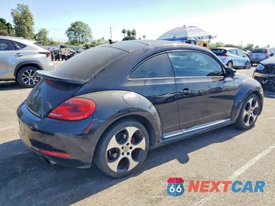 Trzecie zdjęcie samochodu z tyłu: 2012 VOLKSWAGEN BEETLE TURBO VIN:3VWVA7AT1CM628300 - miniatura