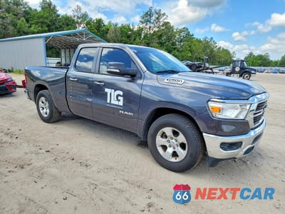Czwarte zdjęcie samochodu z boku: 2019 RAM 1500 BIG HORN VIN:1C6RREBT5KN763405 - miniatura
