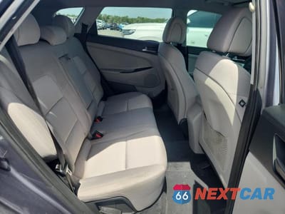 Zdjęcie 11 z 13 samochodu: 2018 HYUNDAI TUCSON SE VIN:KM8J23A40JU619687 - miniatura