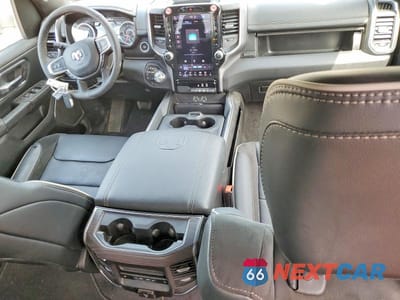 Zdjęcie 8 z 12 samochodu: 2026 RAM 1500 LARAMIE VIN:3C6SRFJPXT4180772 - miniatura