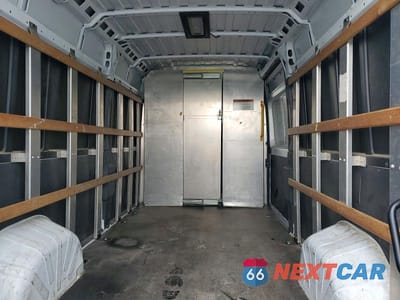 Zdjęcie 10 z 13 samochodu: 2022 RAM PROMASTER - DELIVERY VAN VIN:3C6LRVDG0NE128607 - miniatura