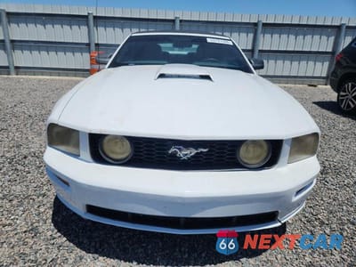 Piąte zdjęcie samochodu w środku: 2007 FORD MUSTANG VIN:1ZVFT84N475357665 - miniatura