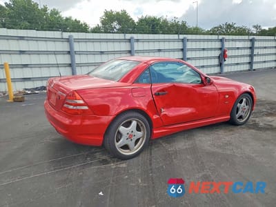 Trzecie zdjęcie samochodu z tyłu: 1999 MERCEDES-BENZ SLK 230 KOMPRESSOR VIN:WDBKK47F8XF111311 - miniatura