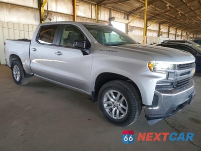Czwarte zdjęcie samochodu z boku: 2021 CHEVROLET SILVERADO C1500 LT VIN:3GCPWCEKXMG367837 - miniatura