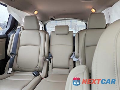 Zdjęcie 10 z 13 samochodu: 2018 HONDA ODYSSEY EXL VIN:5FNRL6H7XJB027387 - miniatura