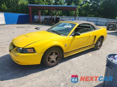 2004 FORD MUSTANG 1FAFP446X4F141372 - główne zdjęcie licytacji z USA - miniatura