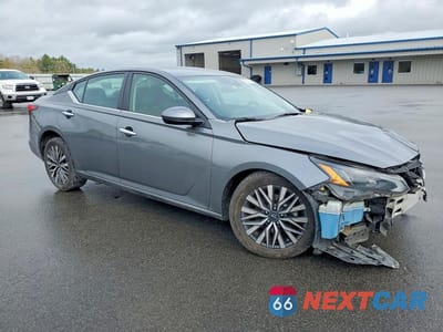 Czwarte zdjęcie samochodu z boku: 2023 NISSAN ALTIMA SV VIN:1N4BL4DV1PN378117 - miniatura