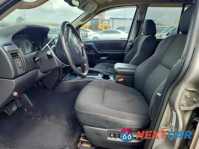 Zdjęcie 7 z 13 samochodu: 2002 JEEP GRAND CHEROKEE VIN:1J4GW48S42C116422 - miniatura