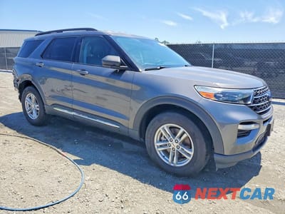 Czwarte zdjęcie samochodu z boku: 2021 FORD EXPLORER XLT VIN:1FMSK8DH0MGA00980 - miniatura