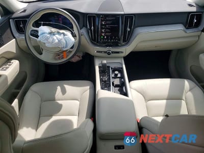 Zdjęcie 8 z 13 samochodu: 2025 VOLVO XC60 PLUS VIN:YV4M12RCXS1135455 - miniatura