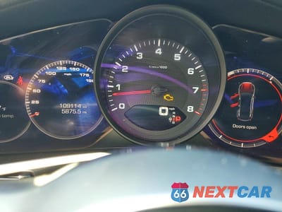 Zdjęcie 9 z 12 samochodu: 2018 PORSCHE PANAMERA 4 VIN:WP0AA2A73JL100814 - miniatura