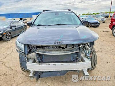 Piąte zdjęcie samochodu w środku: 2018 JEEP COMPASS LATITUDE VIN:3C4NJDBB6JT349886 - miniatura