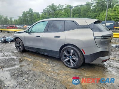 Drugie zdjęcie samochodu z przodu: 2024 BMW IX XDRIVE50 VIN:WB523CF04RCN30486 - miniatura